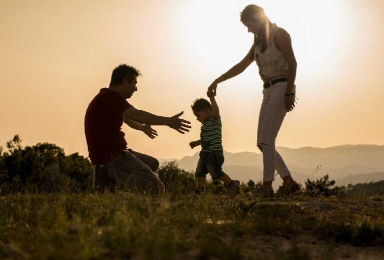 Difference between Guardianship and Custody in Pakistan